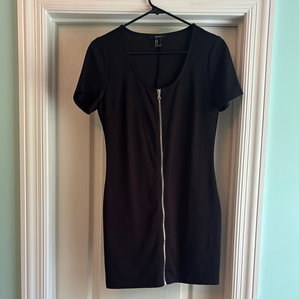 Forever 21 Black Zippered Dress